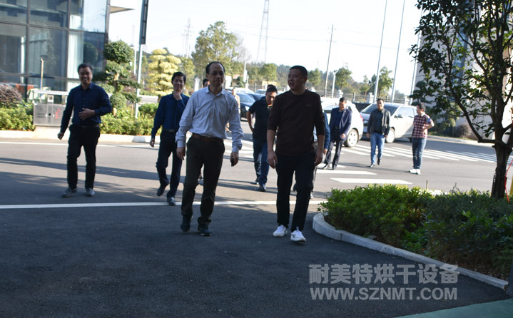 ����ʡ���������ܺ�ɹ��I(y��)�O(sh��)�����޹�˾�I(l��ng)��(d��o)�����{(di��o)�ЈDƬ